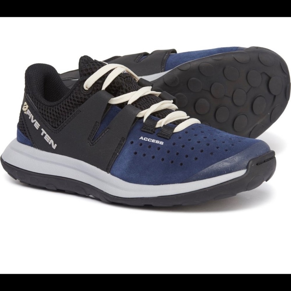 Five Ten Access Hiking Shoes
